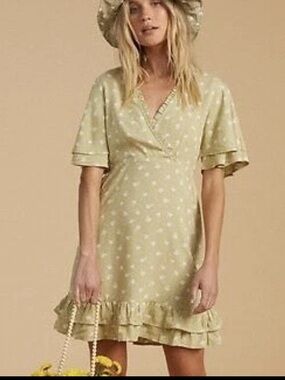 NWT- Billabong x The Salty Blonde In Bloom Mini Dress Soft Sage